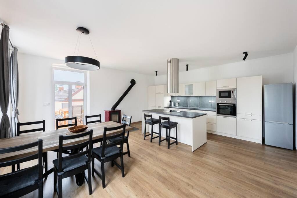 Vacov Apartment Exterior photo